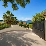 Villa Seize St Tropez *