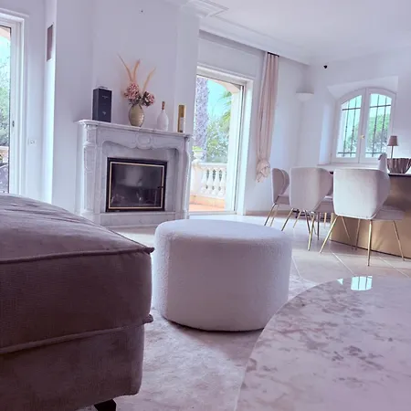 Seize St Tropez Villa *