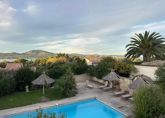 Seize Tropez * Saint-Tropez