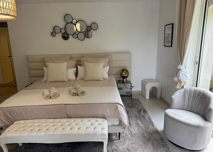 Seize Tropez Villa *